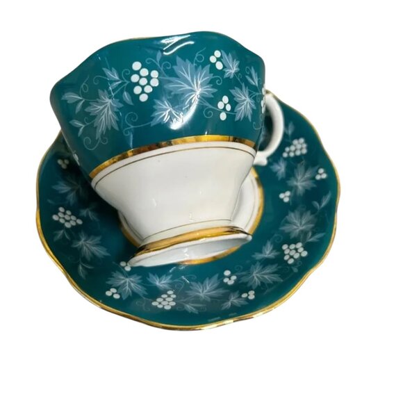 Vintage Royal Albert Chateau Series Nancy Tea Cup and Saucer - Picture 6 of 7